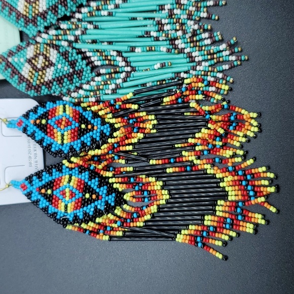 NWT Handmade Southwestern  Aztec Seedbead Tassel Dangle Earrings Plated 2 Choice - Picture 2 of 8